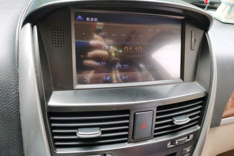Used Buick Excelle 2011 1.6 LE-AT Audio And AC Panel
