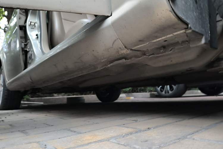 Used Buick Excelle 2011 1.6 LE-AT Chassis Front Right
