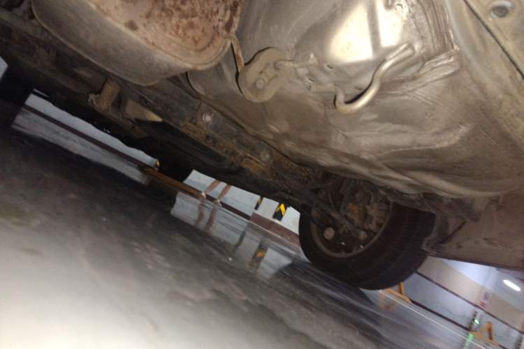 Used Buick Excelle 2011 1.6 LE-MT Chassis Rear Left