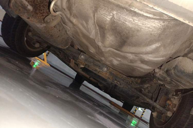 Used Buick Excelle 2011 1.6 LE-MT Chassis Rear Right