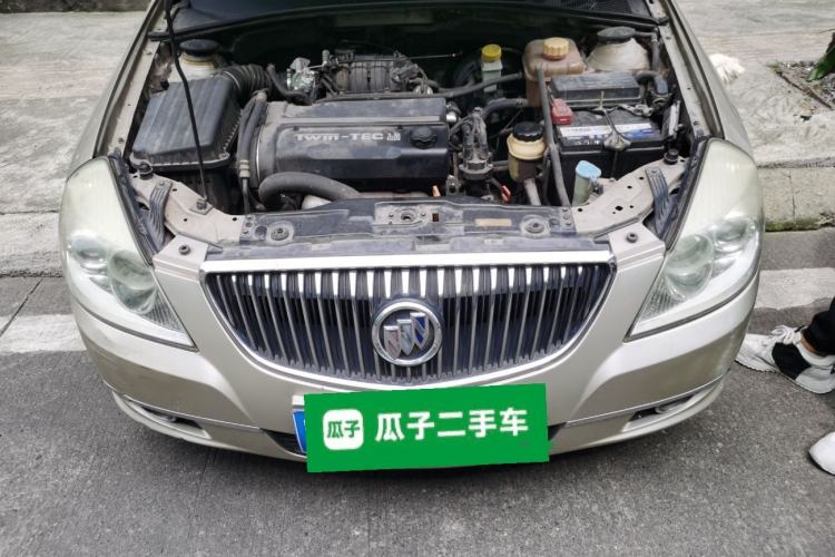 Used Buick Excelle 2011 1.6 LE-AT Engine Bay