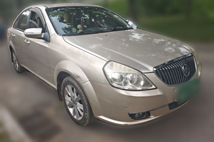 Used Buick Excelle 2011 1.6 LE-MT Front Right 45 Deg