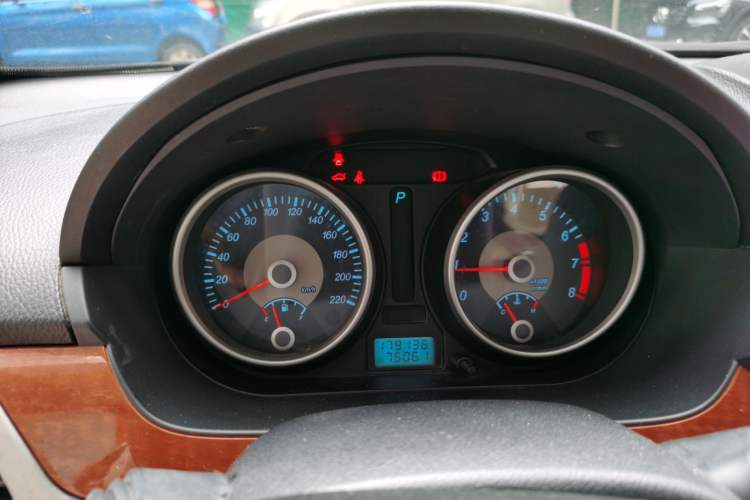 Used Buick Excelle 2011 1.6 LE-AT Instrument Cluster