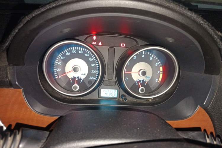 Used Buick Excelle 2011 1.6 LE-MT Instrument Cluster