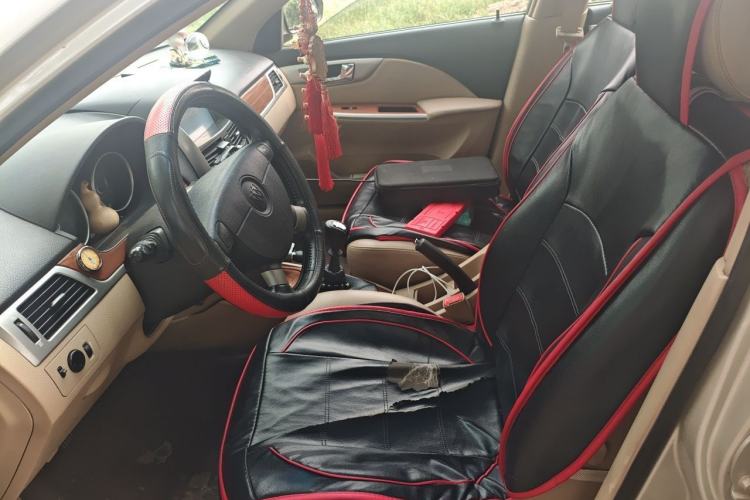 Used Buick Excelle 2011 1.6 LE-MT Left Front Seat