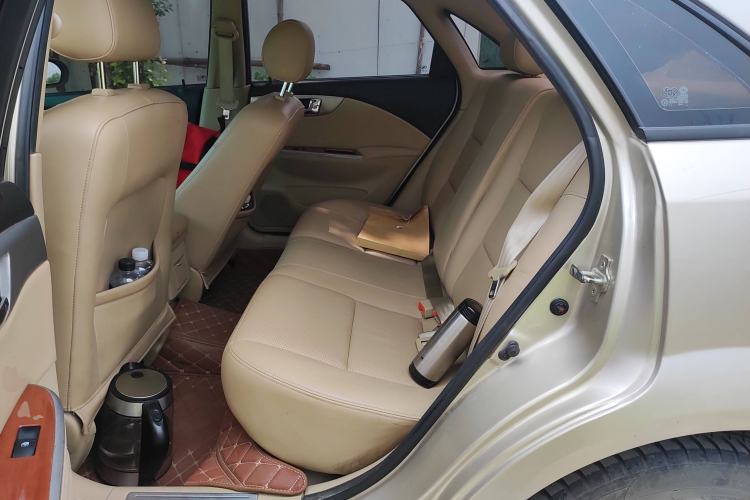Used Buick Excelle 2011 1.6 LE-MT Left Rear Seat