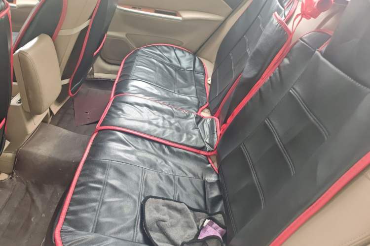 Used Buick Excelle 2011 1.6 LE-MT Left Rear Seat