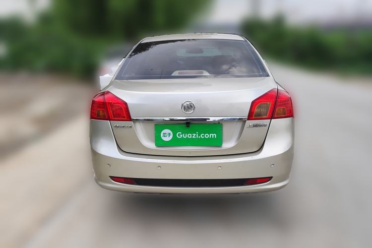 Used Buick Excelle 2011 1.6 LE-MT Rear