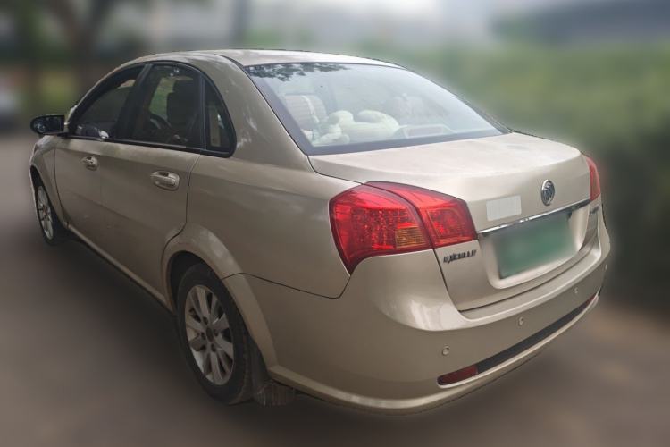 Used Buick Excelle 2011 1.6 LE-MT Rear Left 45 Deg