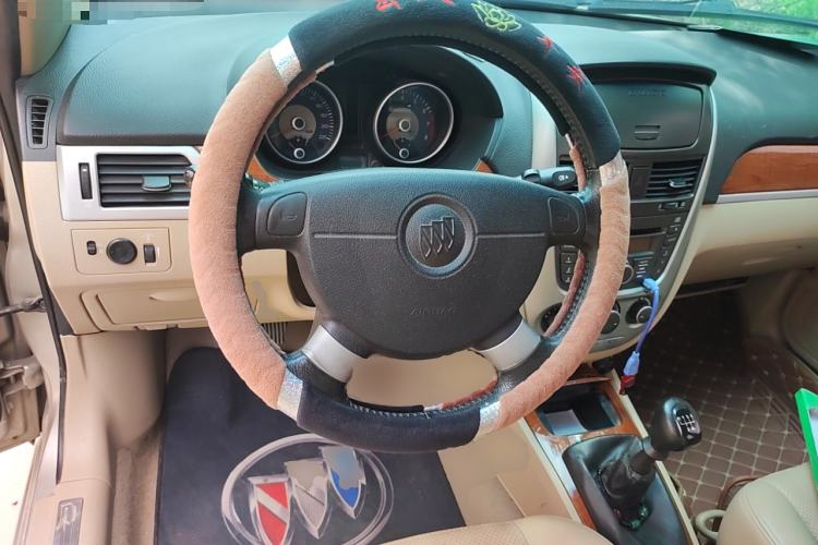 Used Buick Excelle 2011 1.6 LE-MT Steering Wheel