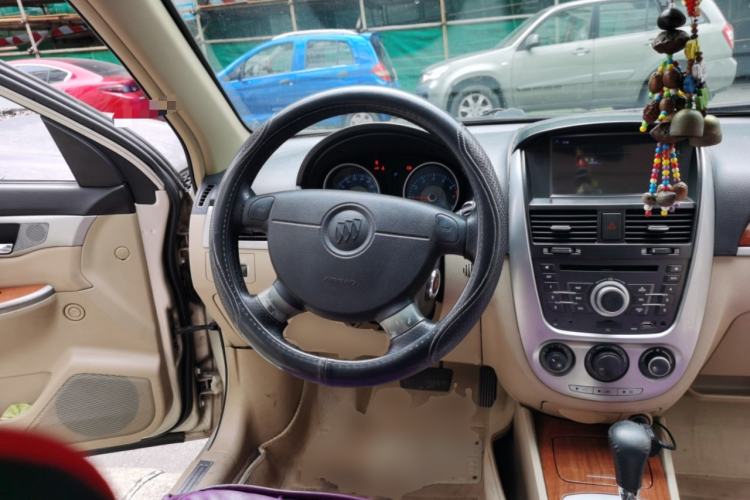 Used Buick Excelle 2011 1.6 LE-AT Steering Wheel