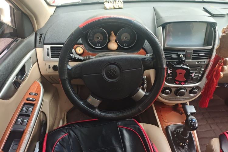 Used Buick Excelle 2011 1.6 LE-MT Steering Wheel