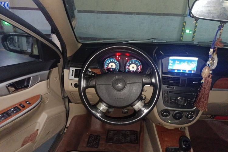 Used Buick Excelle 2011 1.6 LE-MT Steering Wheel
