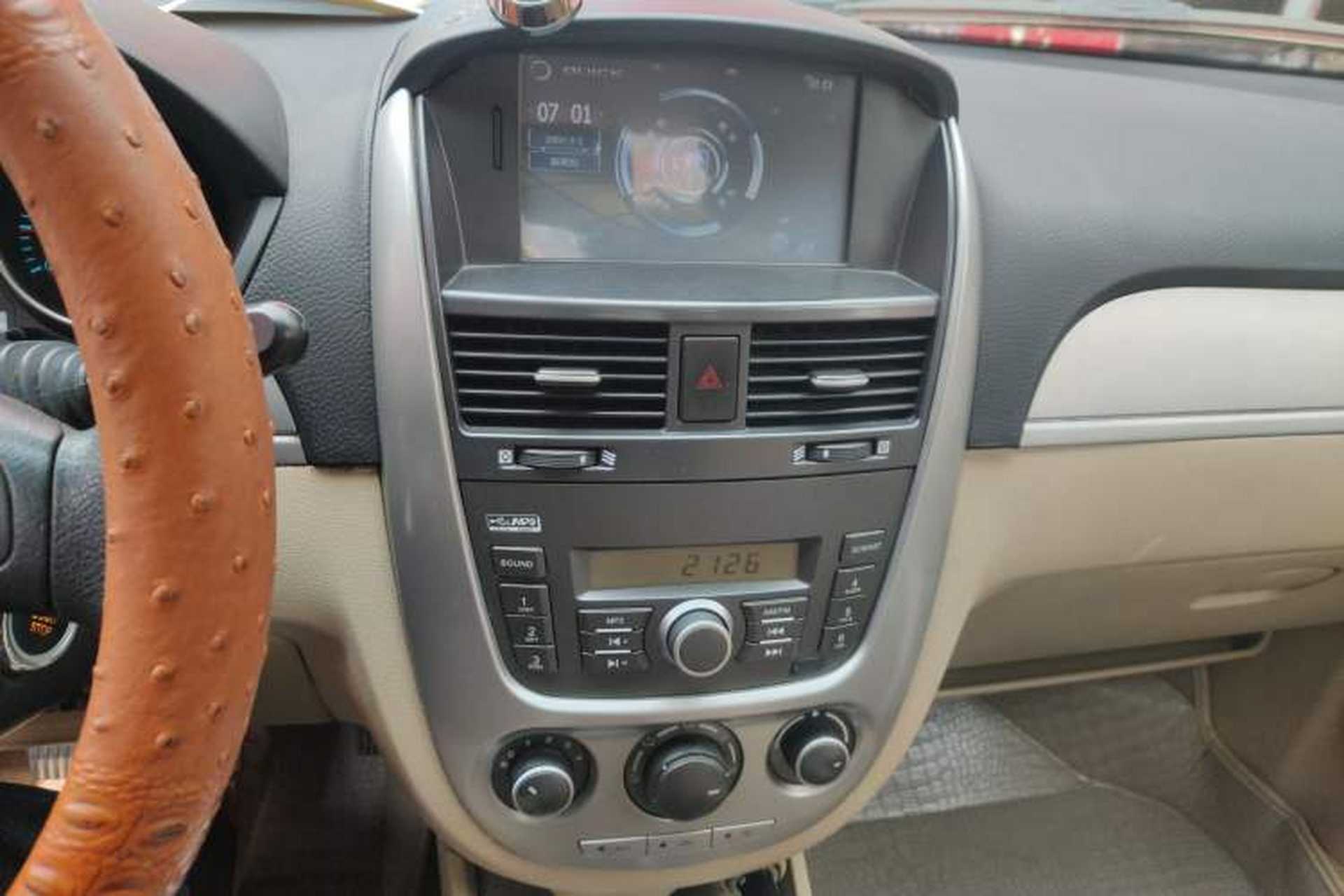 Used Buick Excelle 2011 1.6 LX-MT Audio And AC Panel