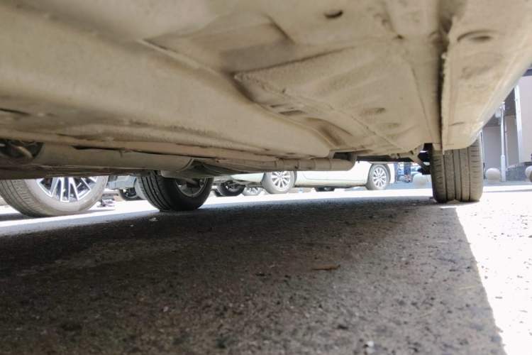 Used Buick Excelle 2011 1.6 LE-AT Chassis Front Left