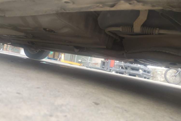 Used Buick Excelle 2011 1.6 LX-MT Chassis Front Right