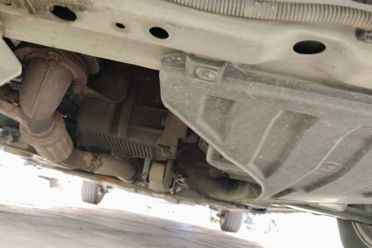 Used Buick Excelle 2011 1.6LX-AT Chassis Front