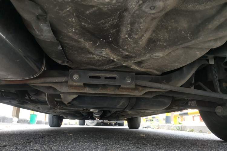 Used Buick Excelle 2011 1.6 LX-MT Chassis Rear