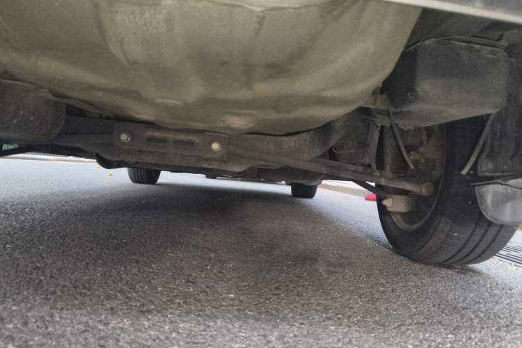 Used Buick Excelle 2011 1.6 LE-AT Chassis Rear Right