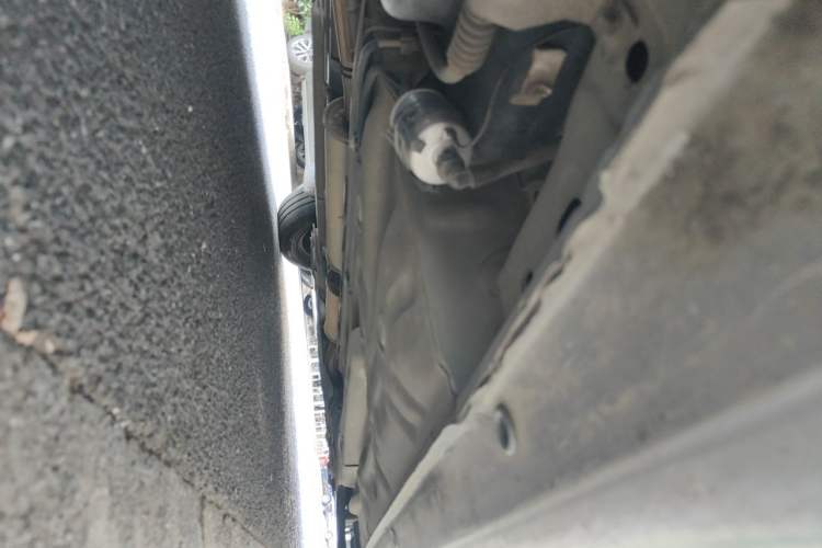 Used Buick Excelle 2011 1.6 LX-MT Chassis Rear Right