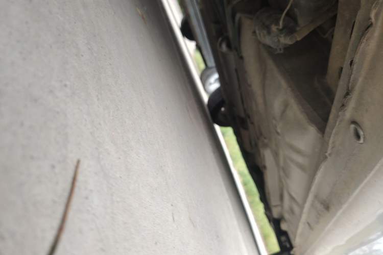 Used Buick Excelle 2011 1.6 LE-MT Chassis Rear Right