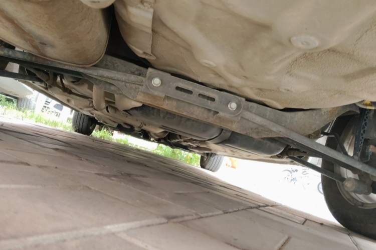 Used Buick Excelle 2011 1.6LX-AT Chassis Rear