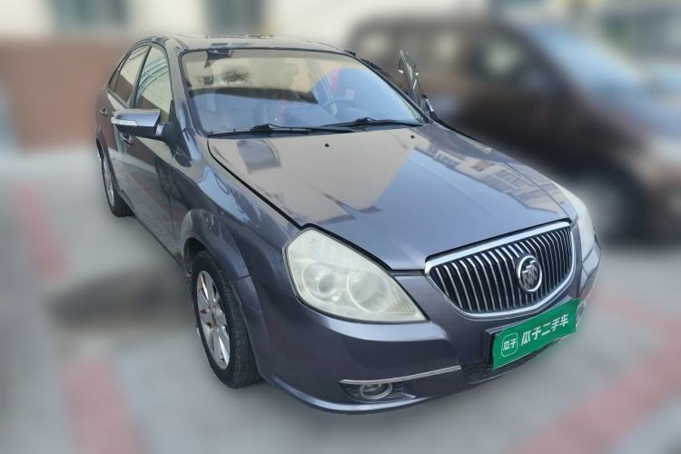 Used Buick Excelle 2011 1.6 LE-AT Front Right 45 Deg