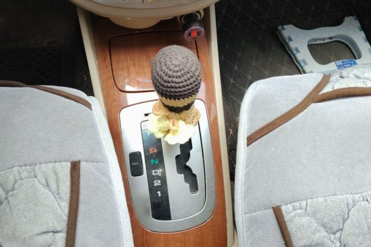 Used Buick Excelle 2011 1.6 LE-AT Gear Lever