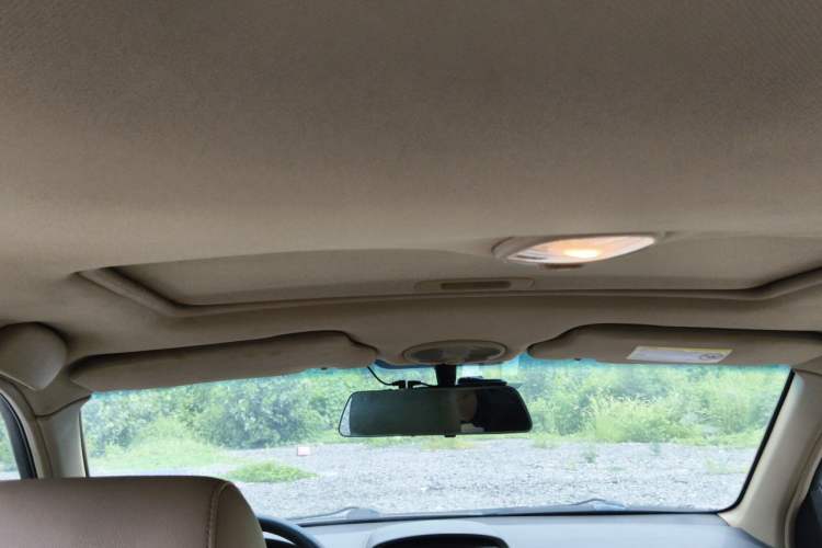 Used Buick Excelle 2011 1.6 LX-MT Headliner