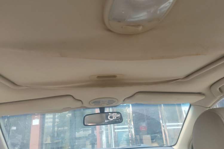 Used Buick Excelle 2011 1.6 LX-MT Headliner