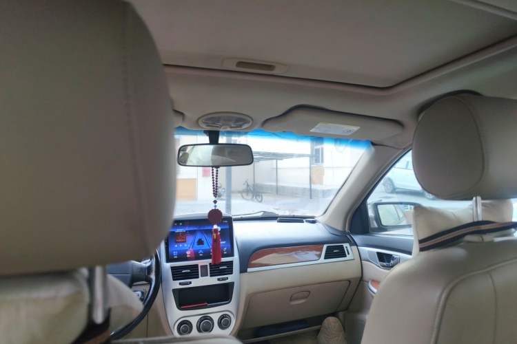Used Buick Excelle 2011 1.6 LE-AT Headliner