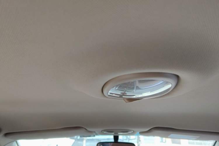 Used Buick Excelle 2011 1.6LX-AT Headliner