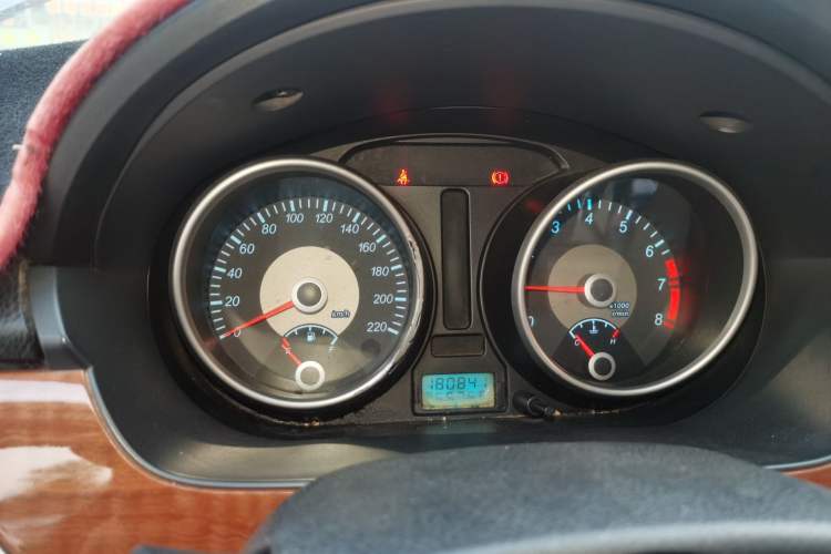 Used Buick Excelle 2011 1.6 LE-MT Instrument Cluster