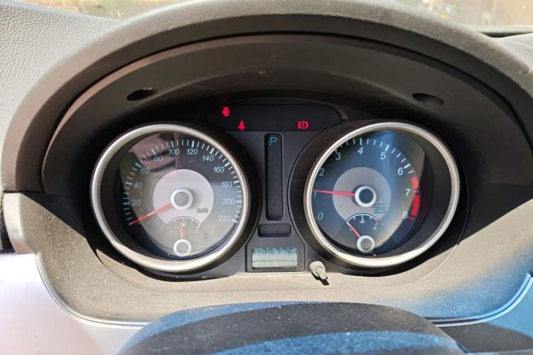 Used Buick Excelle 2011 1.6LX-AT Instrument Cluster