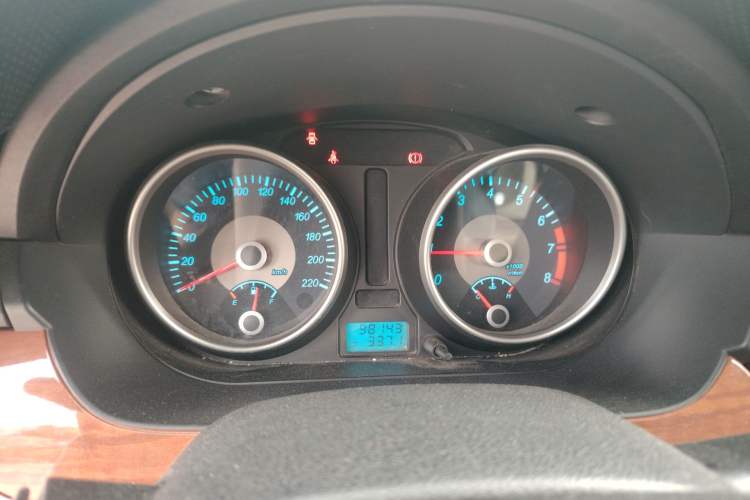Used Buick Excelle 2011 1.6 LE-MT Instrument Cluster