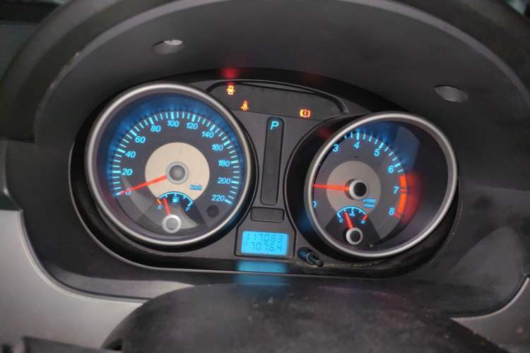 Used Buick Excelle 2011 1.6 LE-AT Instrument Cluster