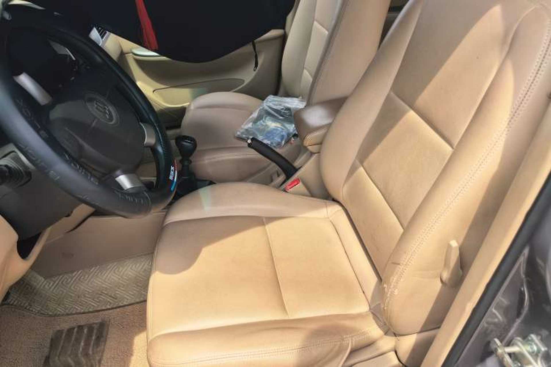 Used Buick Excelle 2011 1.6 LX-MT Left Front Seat