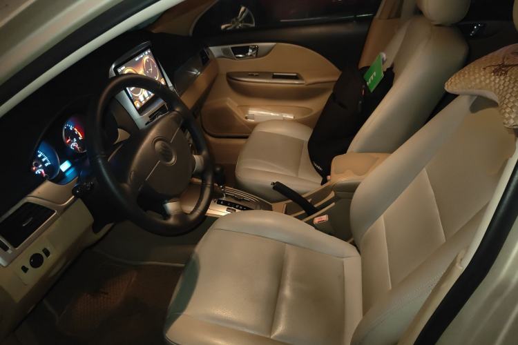 Used Buick Excelle 2011 1.6LX-AT Left Front Seat