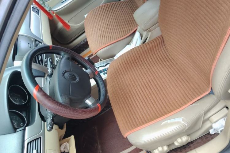 Used Buick Excelle 2011 1.6LX-AT Left Front Seat