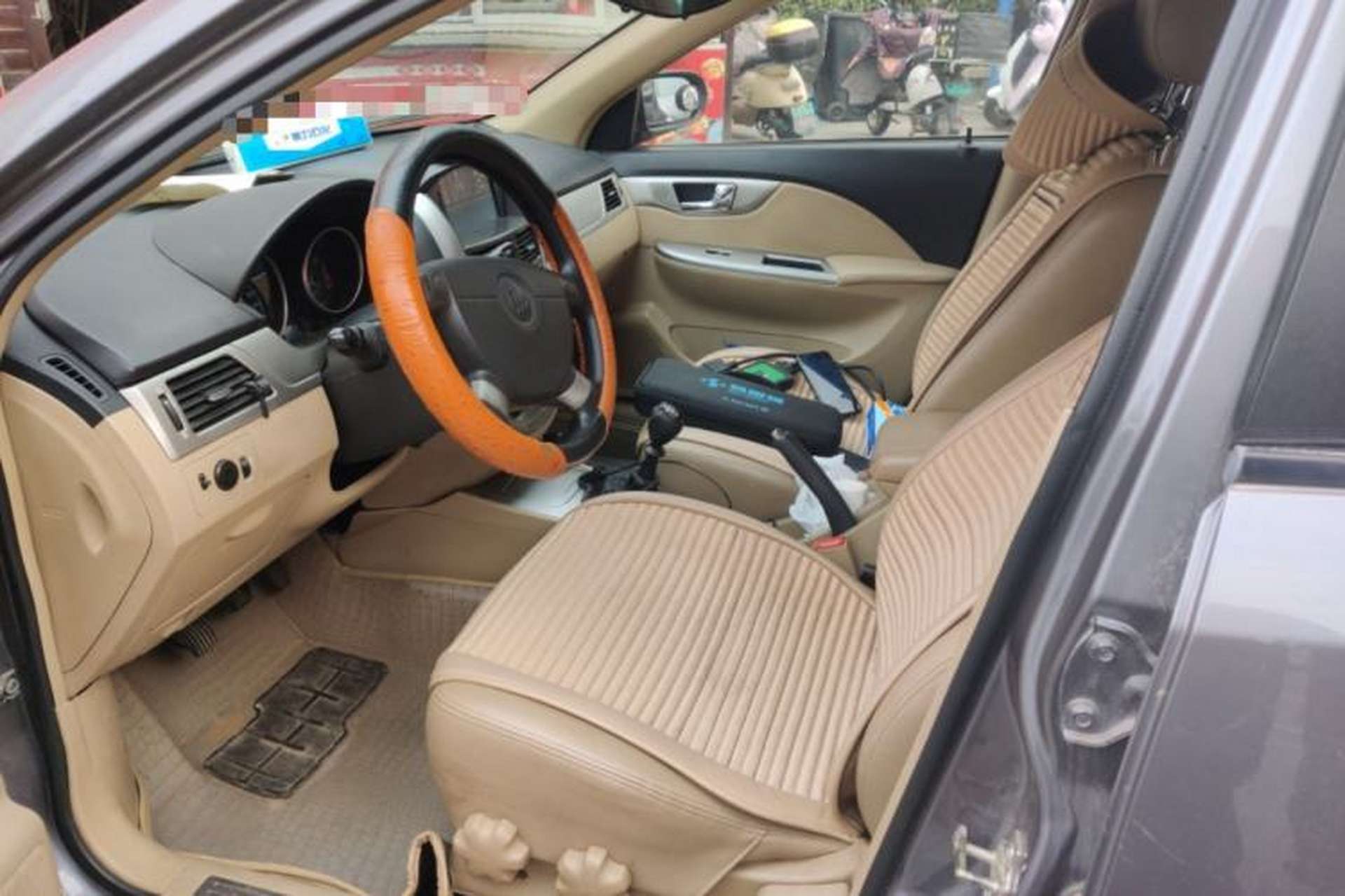 Used Buick Excelle 2011 1.6 LX-MT Left Front Seat