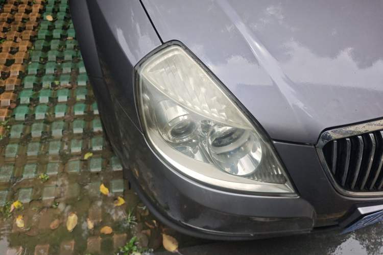 Used Buick Excelle 2011 1.6LX-AT Right Front Headlight