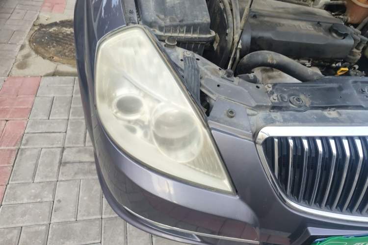 Used Buick Excelle 2011 1.6 LE-AT Right Front Headlight