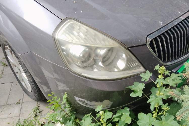 Used Buick Excelle 2011 1.6LX-AT Right Front Headlight