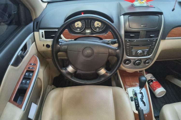 Used Buick Excelle 2011 1.6 LE-AT Steering Wheel