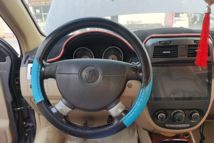 Used Buick Excelle 2011 1.6 LE-MT Steering Wheel