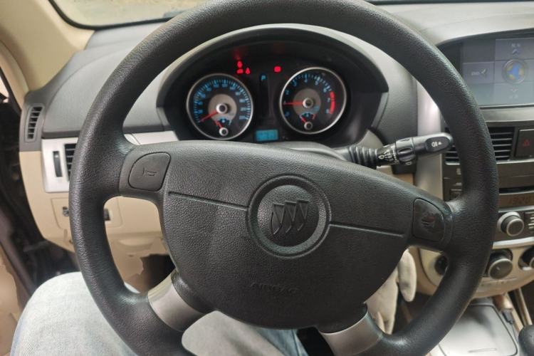 Used Buick Excelle 2011 1.6LX-AT Steering Wheel