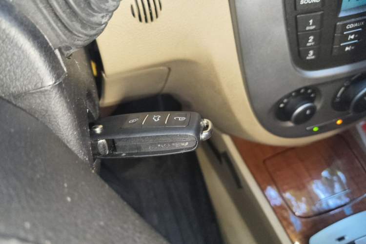 Used Buick Excelle 2011 1.6 LE-AT Vehicle Key