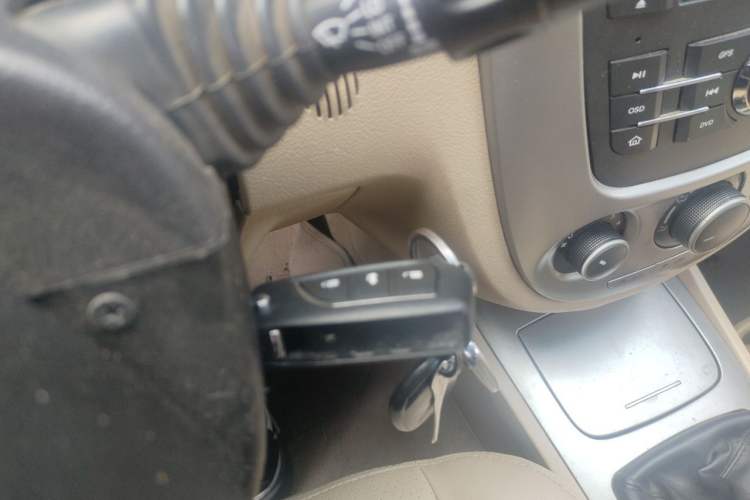 Used Buick Excelle 2011 1.6 LX-MT Vehicle Key