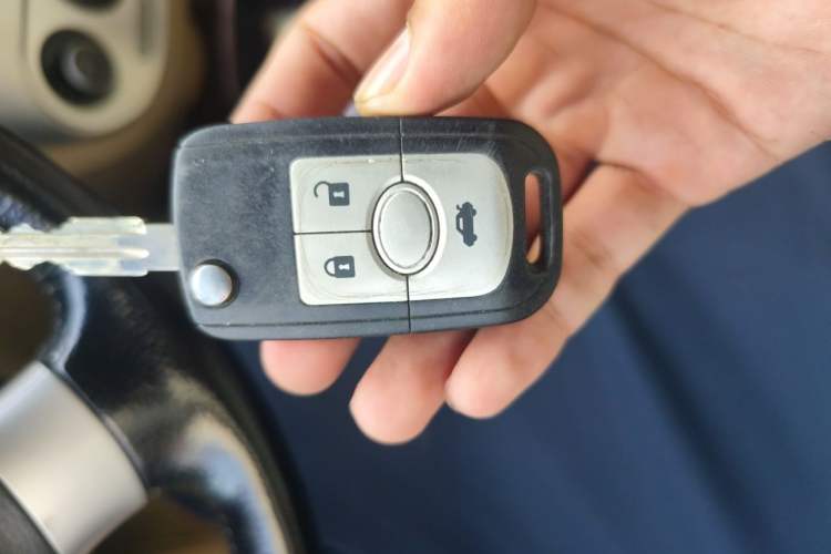 Used Buick Excelle 2011 1.6 LE-AT Vehicle Key