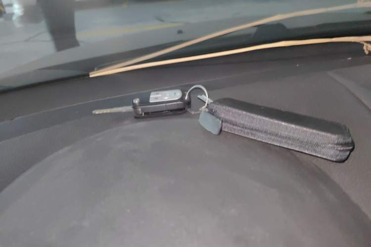 Used Buick Excelle 2011 1.6 LE-AT Vehicle Key